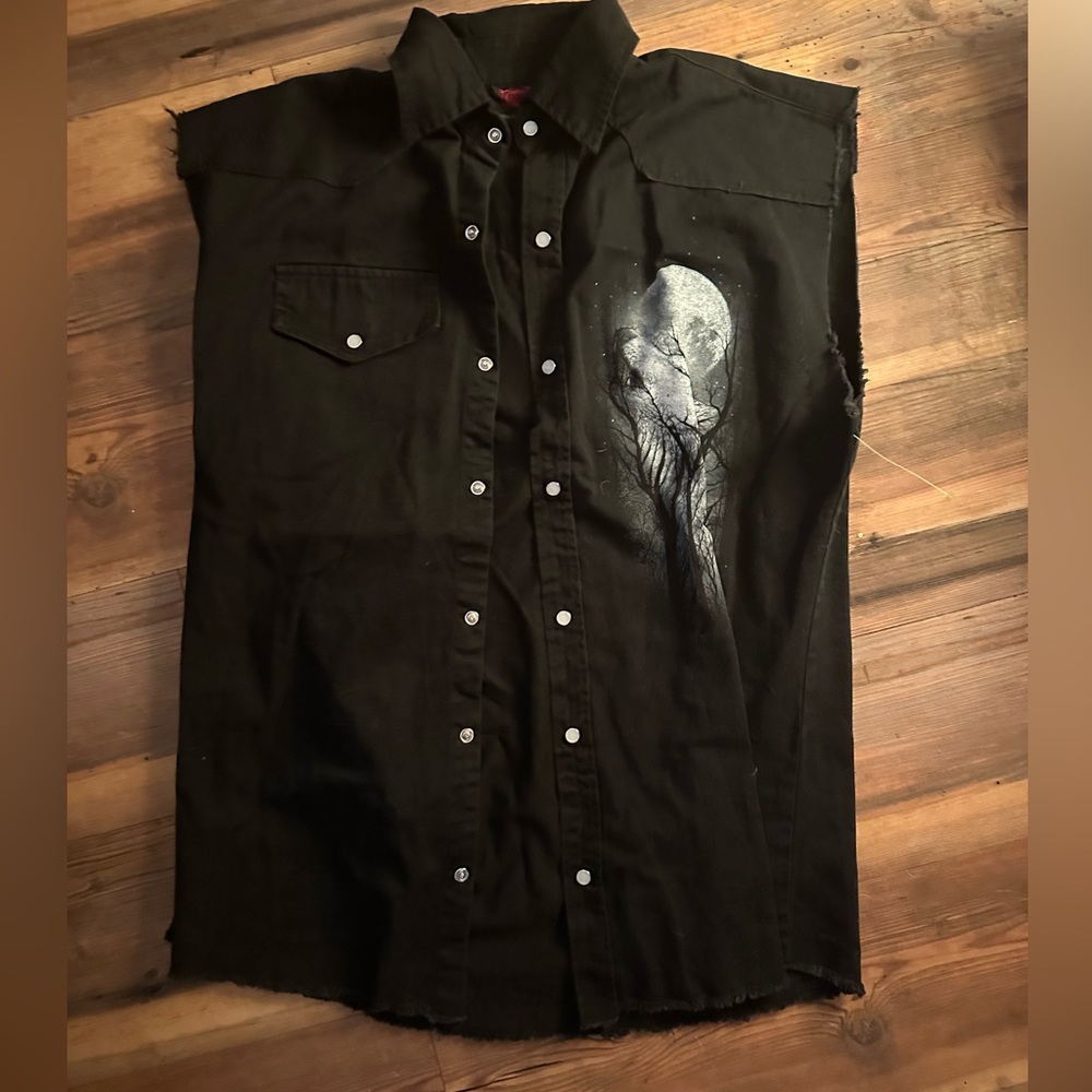 Spiral Vest/Sleeveless Denim Black Button Down Wolf Top